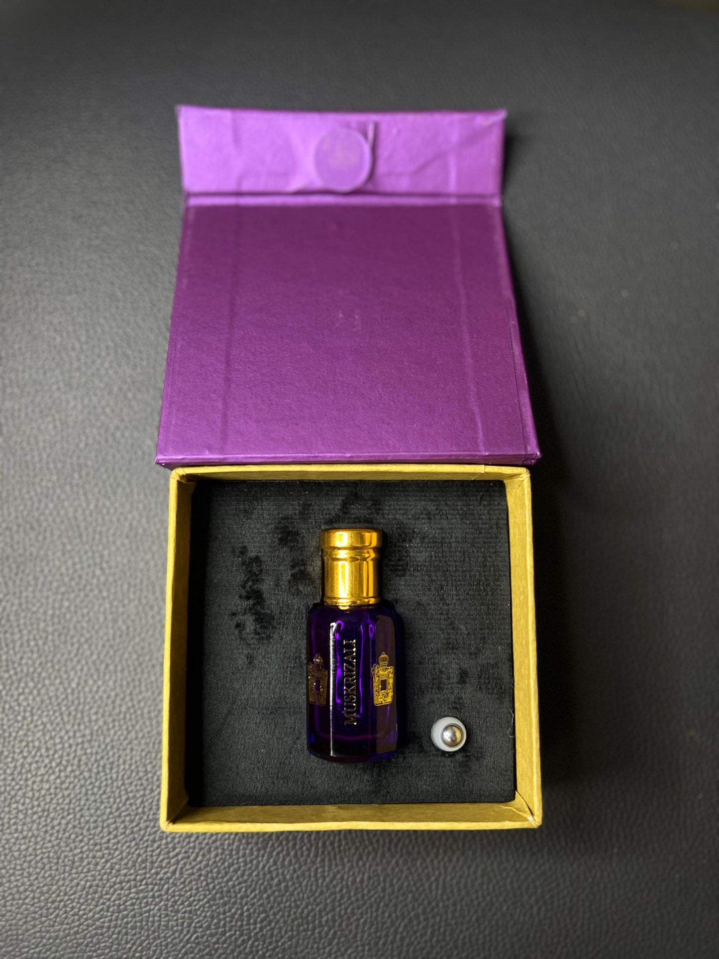 Musk Rizali Attar