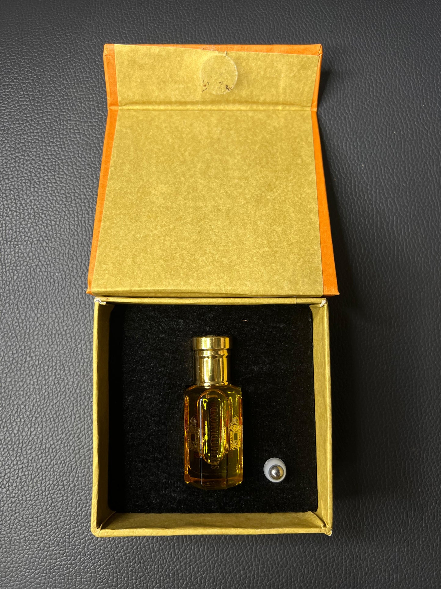 Sukhad Diamond Attar